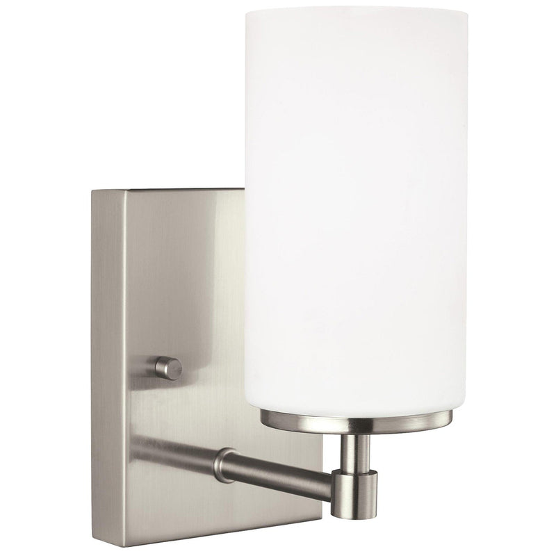 Alturas Bath Sconce in Brushed Nickel