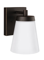Renville One Light Outdoor Wall Lantern in Antique Bronze