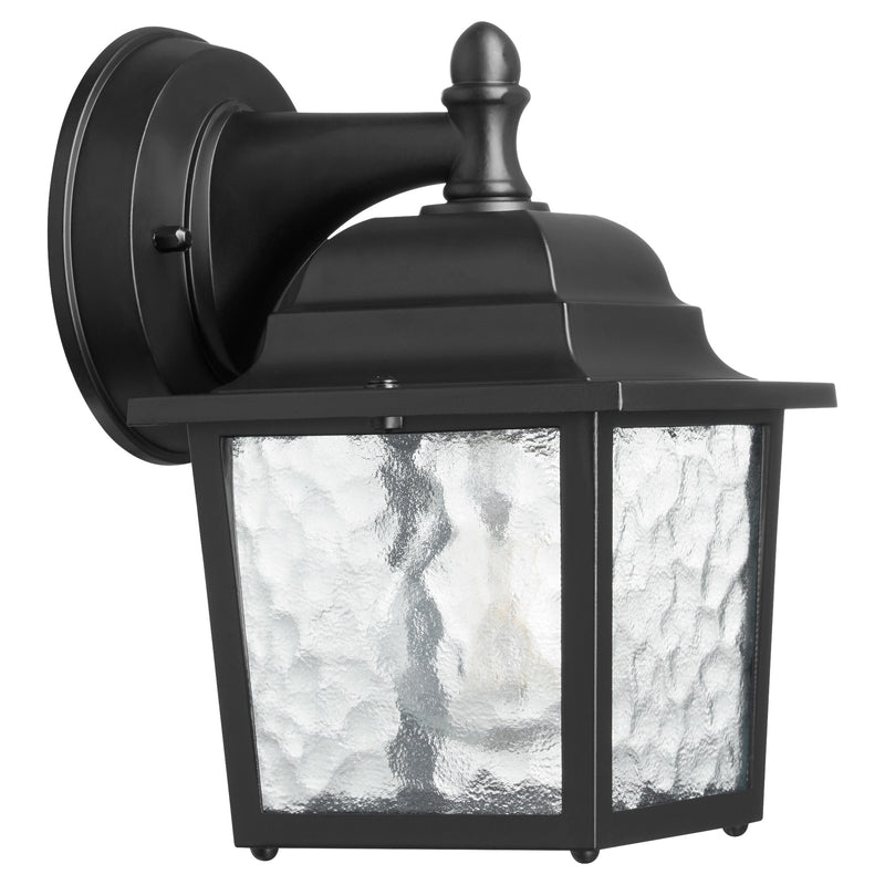 Traditional 8" 1 Light Outdoor Wall Light in Black