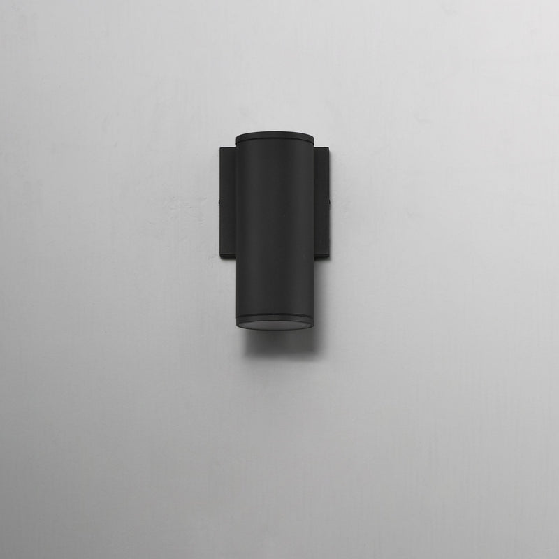 Caldera 7.5" LED Outdoor Wall Sconce in Black
