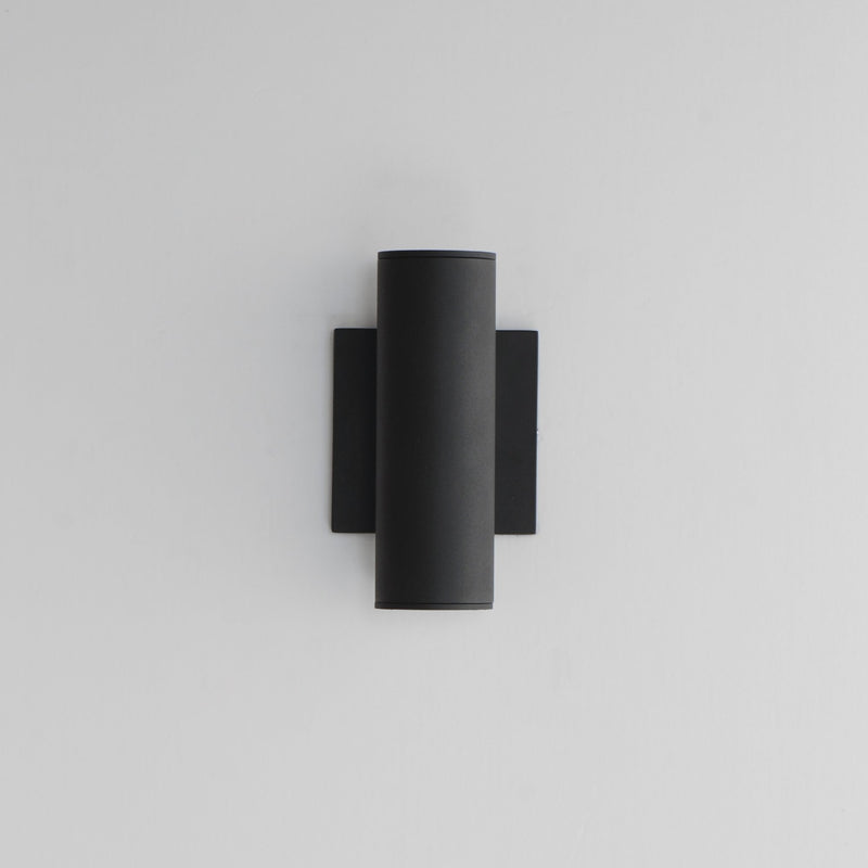 Calibro 7.5" LED Outdoor Wall Sconce in Black