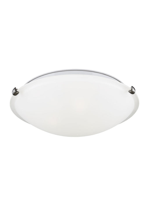Clip Ceiling Flush Mount LED Flush Mount in Brushed Nickel