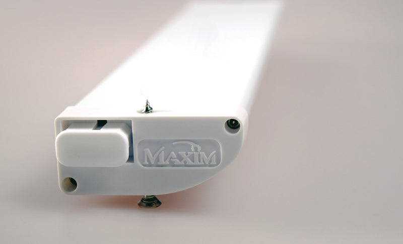 CounterMax LO 10" LED Under Cabinet Light in White