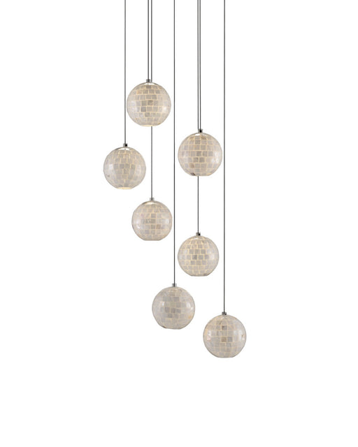 Finhorn 7-Light Round Multi-Drop Pendant in Natural / Silver
