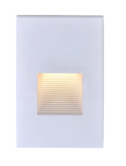 Vertical LED Step Light in White