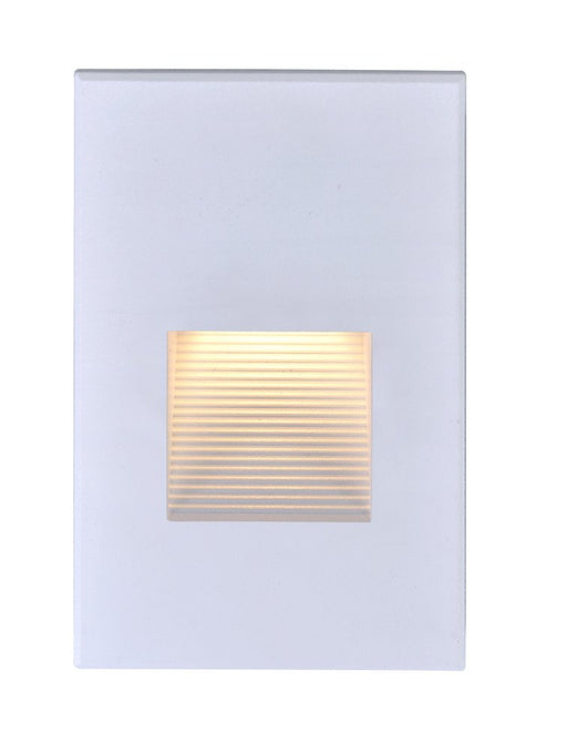 Vertical LED Step Light in White