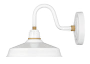 Foundry Classic Small Gooseneck Barn Light in Gloss White