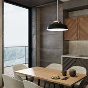 Oakwood Pendant in Matte Black