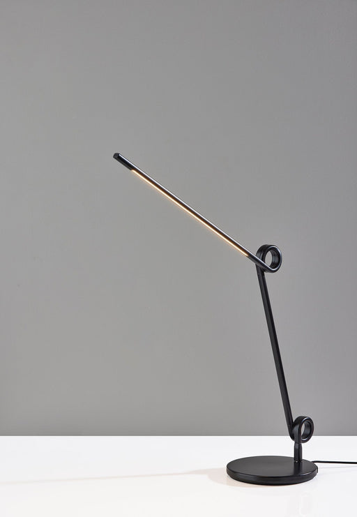 Knot LED Desk Lamp in Black