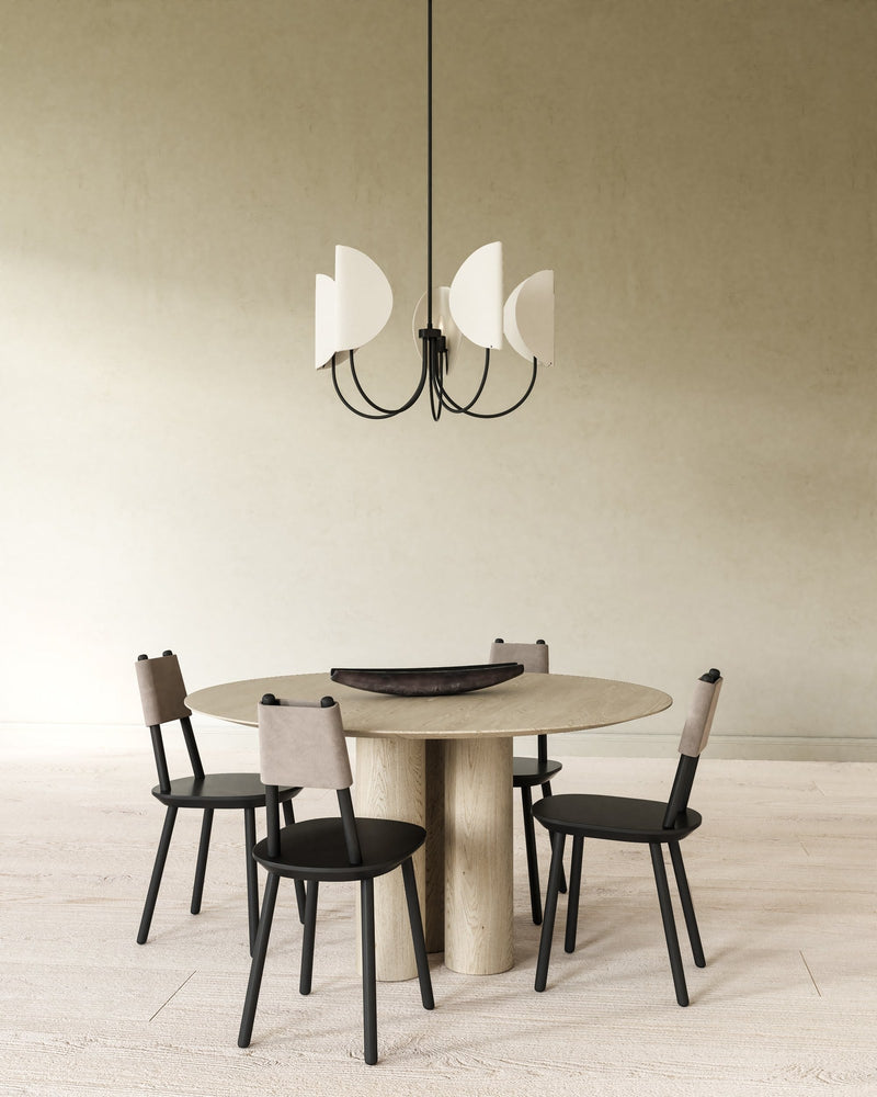 Seno 32" 5-Light Chandelier in Matte Black