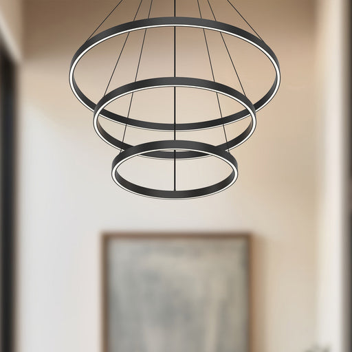 Cerchio 32" 3-Layer Up/Down Pendant in Black