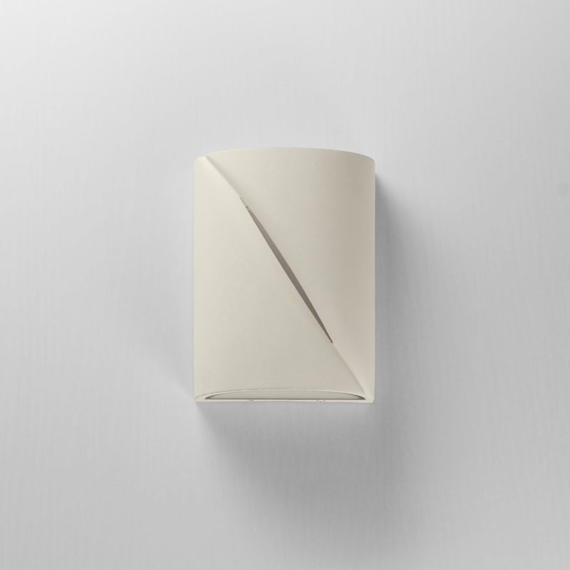 Puff 8" LED Outdoor Wall Sconce in Chaulk White