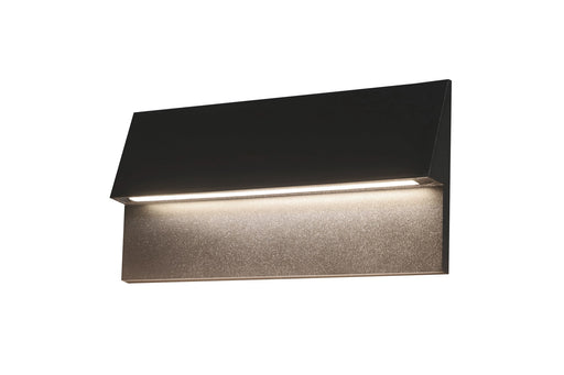 Dawn 9" x 4.5" LED Outdoor Wall Sconce in Matte Black