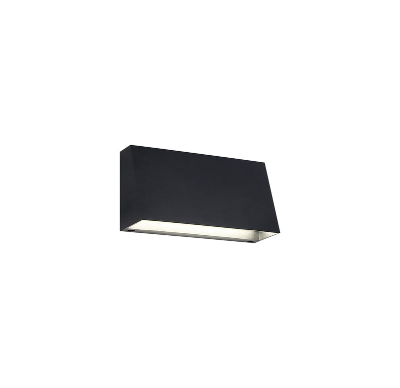 Dakota 8.5" LED Outdoor Wall Sconce in Matte Black
