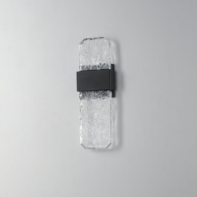 Rune LED Outdoor Wall Sconce - Medium in Black