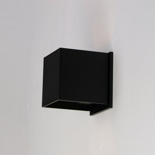 Alumilux Cube LED Outdoor Wall Sconce in Black