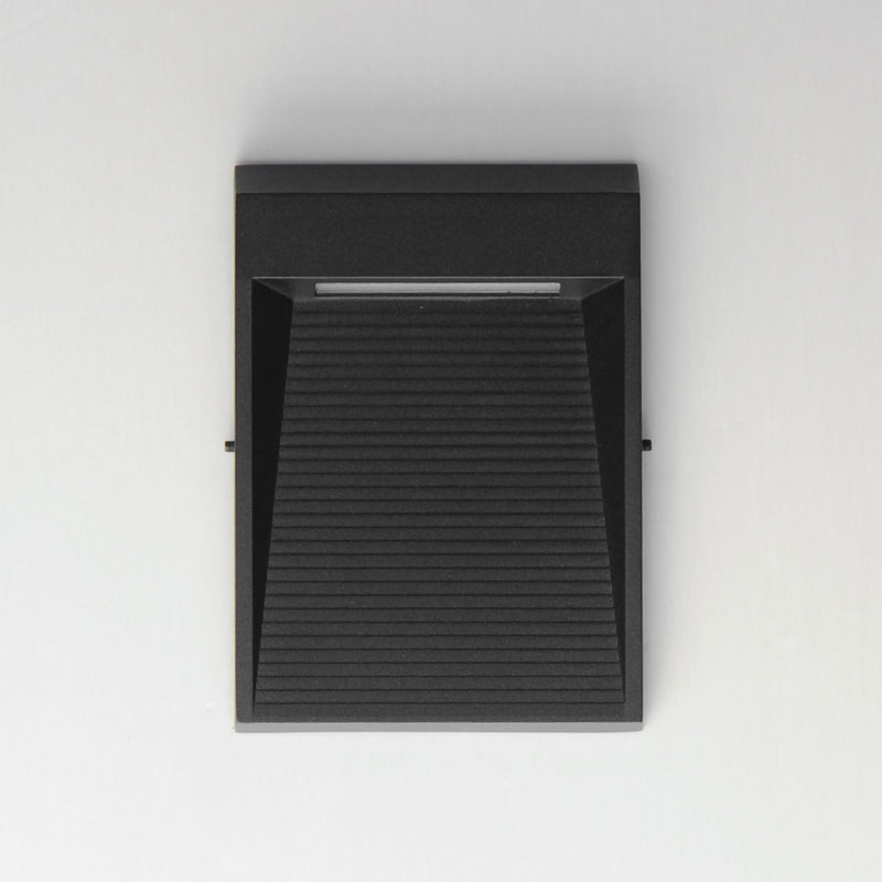 Steppes 6.75" LED Outdoor Wall Sconce in Black