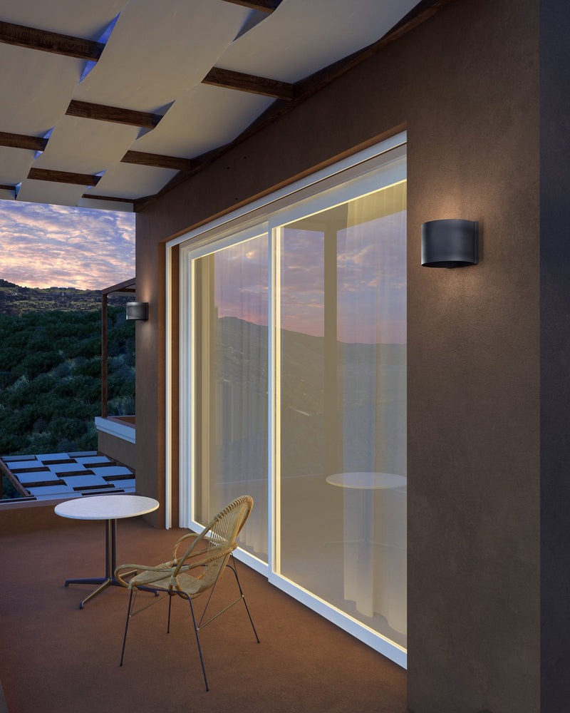 Rene 6" Outdoor Wall Light in Black