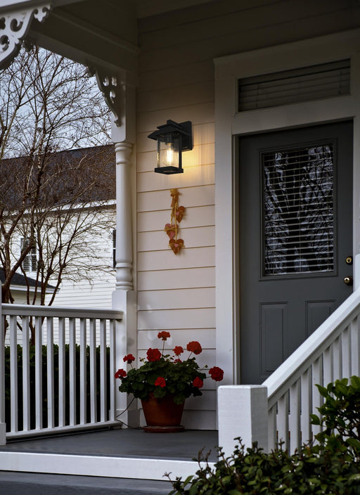 Tioga Outdoor Wall Lantern in Black