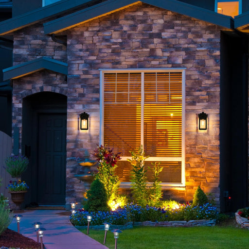 Venango 6" Outdoor Wall Lantern in Black