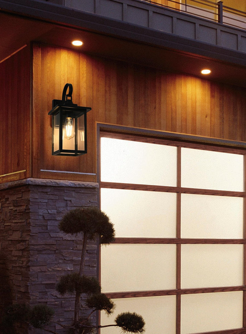 Carisle 7" Outdoor Wall Lantern in Black