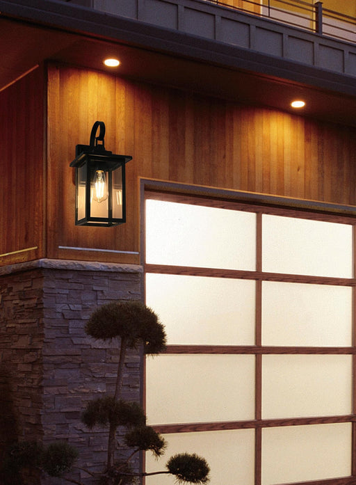 Carisle 7" Outdoor Wall Lantern in Black