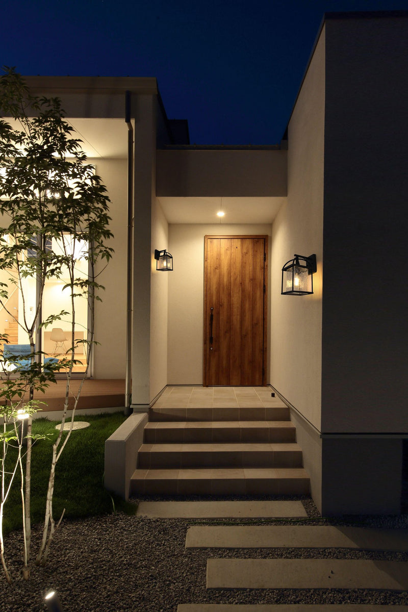 Gratz Outdoor Wall Lantern in Black