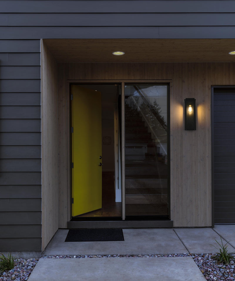 Dunton Large Outdoor Wall Sconce in Black