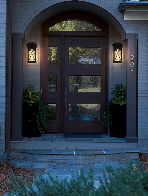 Jada 8" Outdoor Wall Lantern in Black And Clear