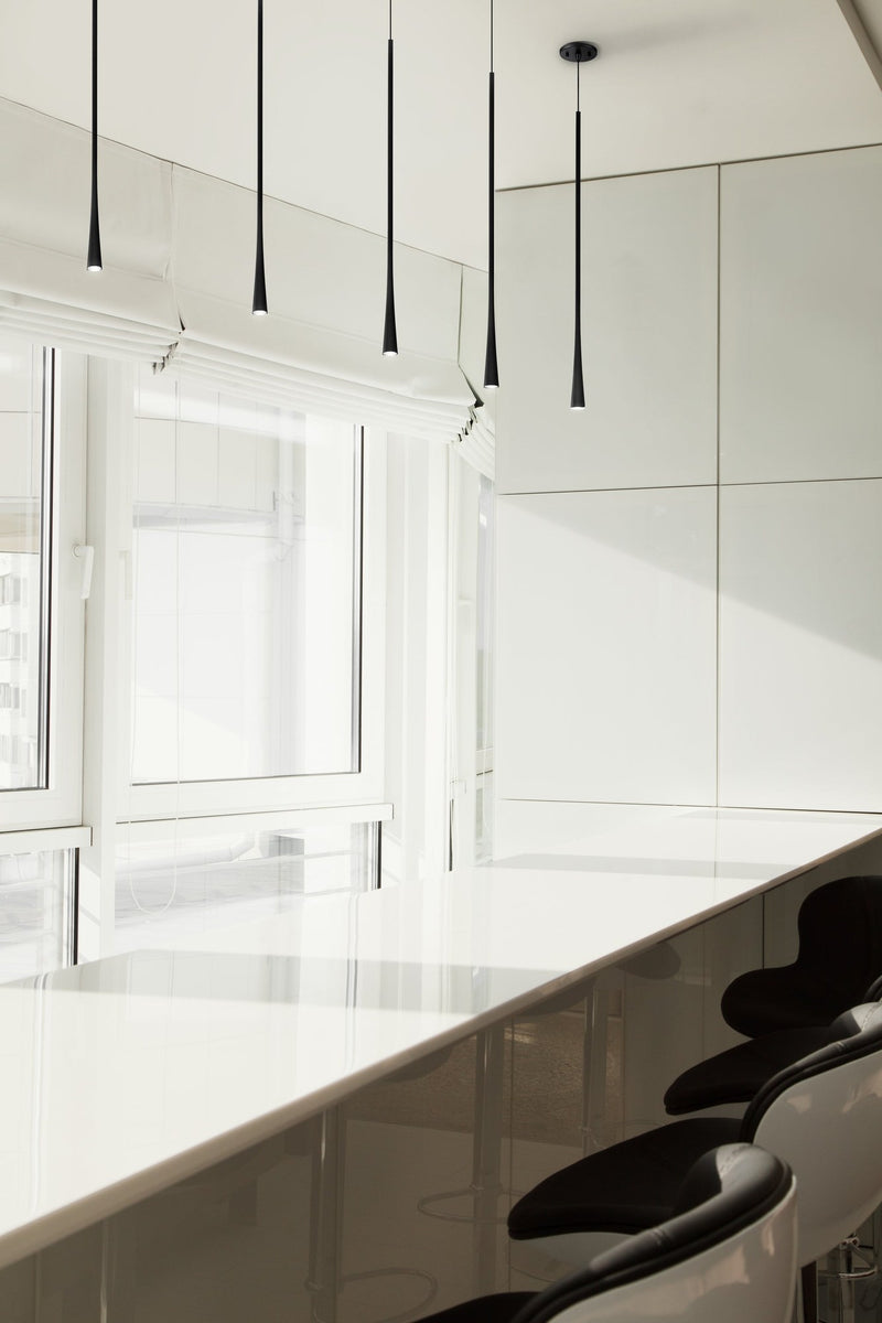 Taper 32" Pendant in Black