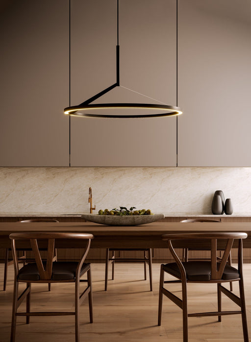 Roda 31" Pendant in Black