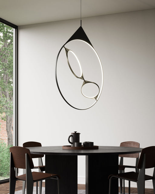 Serif 24" Pendant in Black