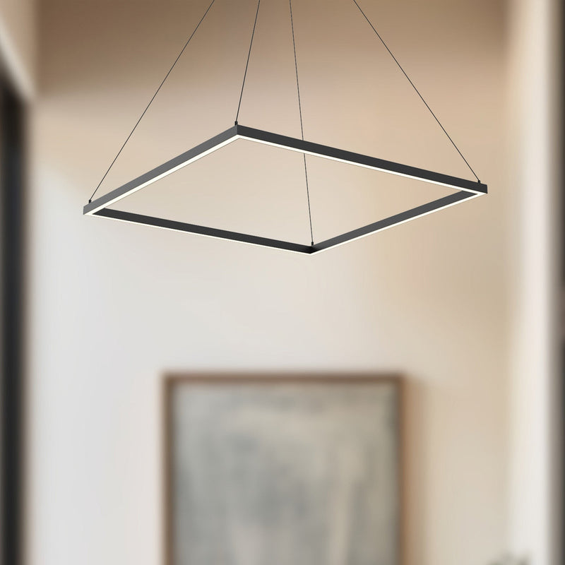 Piazza 32" Pendant in Black