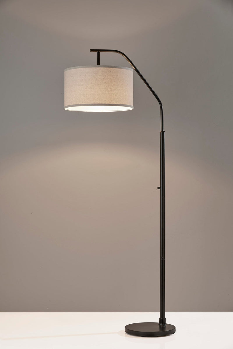 Max Arc Floor Lamp in Black