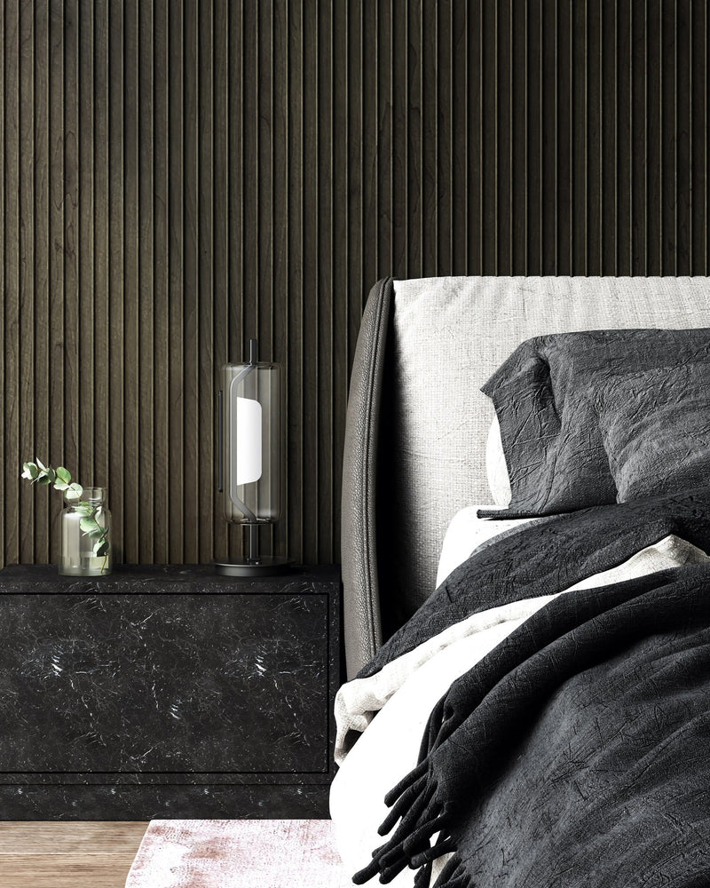 Hilo 18" Table Lamp in Black