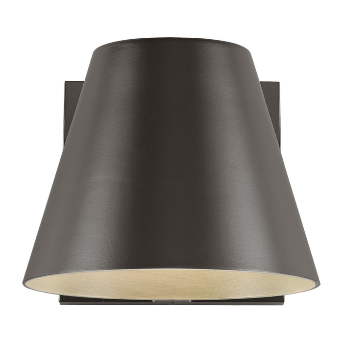 Bowman 4" Outdoor Wall Sconce in Bronze