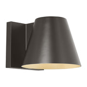 Bowman 6" Outdoor Wall Sconce in Bronze