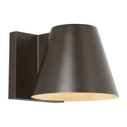 Bowman 6" Outdoor Wall Sconce in Bronze