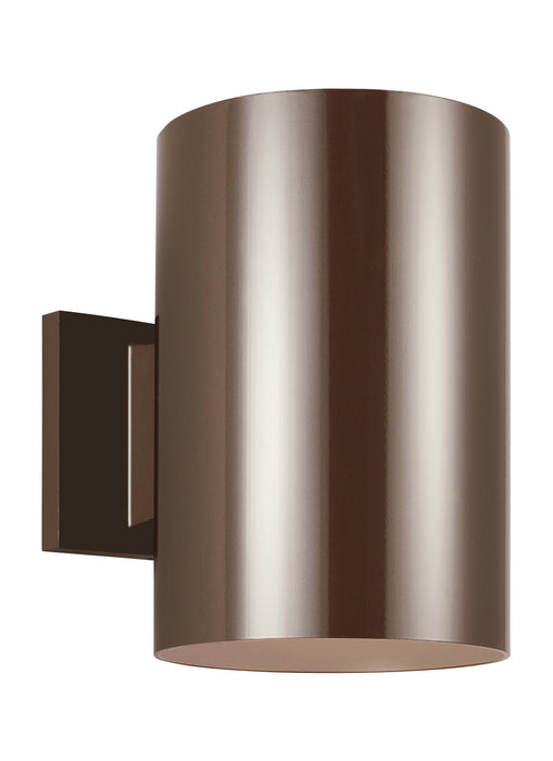 Large One Light Outdoor Wall Lantern in Bronze