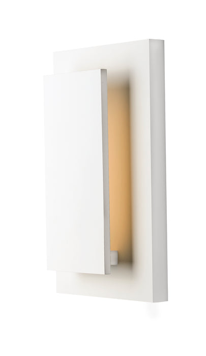 Alumilux: Piso LED Outdoor Wall Sconce in White