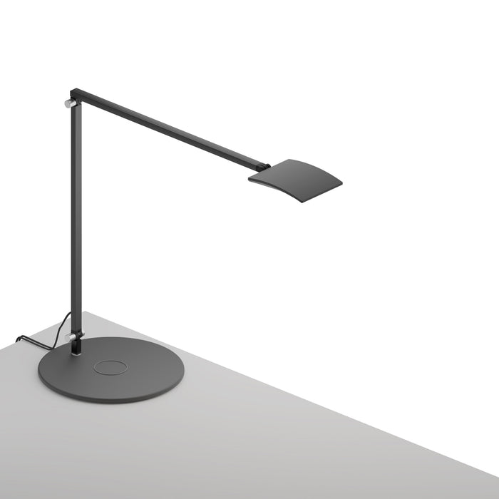 Mosso Pro Desk Lamp with wireless charging Qi base (Metallic Black)